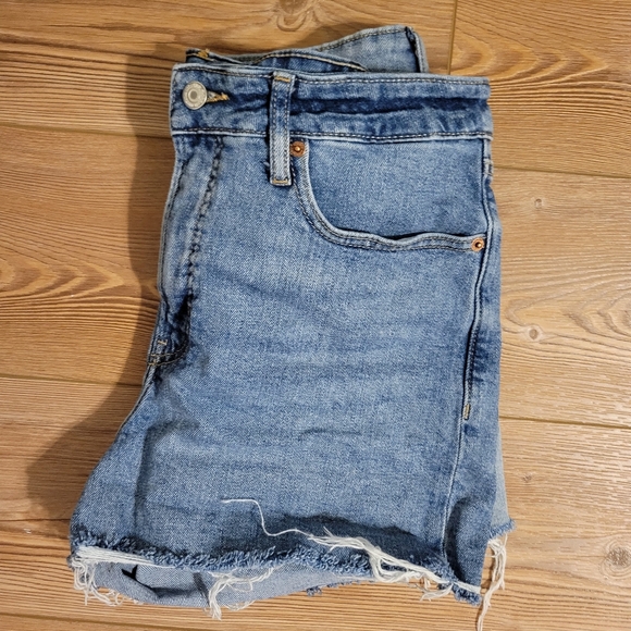 Old Navy Jean Shorts O.G. Straight High Rise Size 12 - Picture 4 of 5